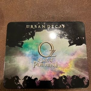 Urban Decay Wizard of Oz makeup kit